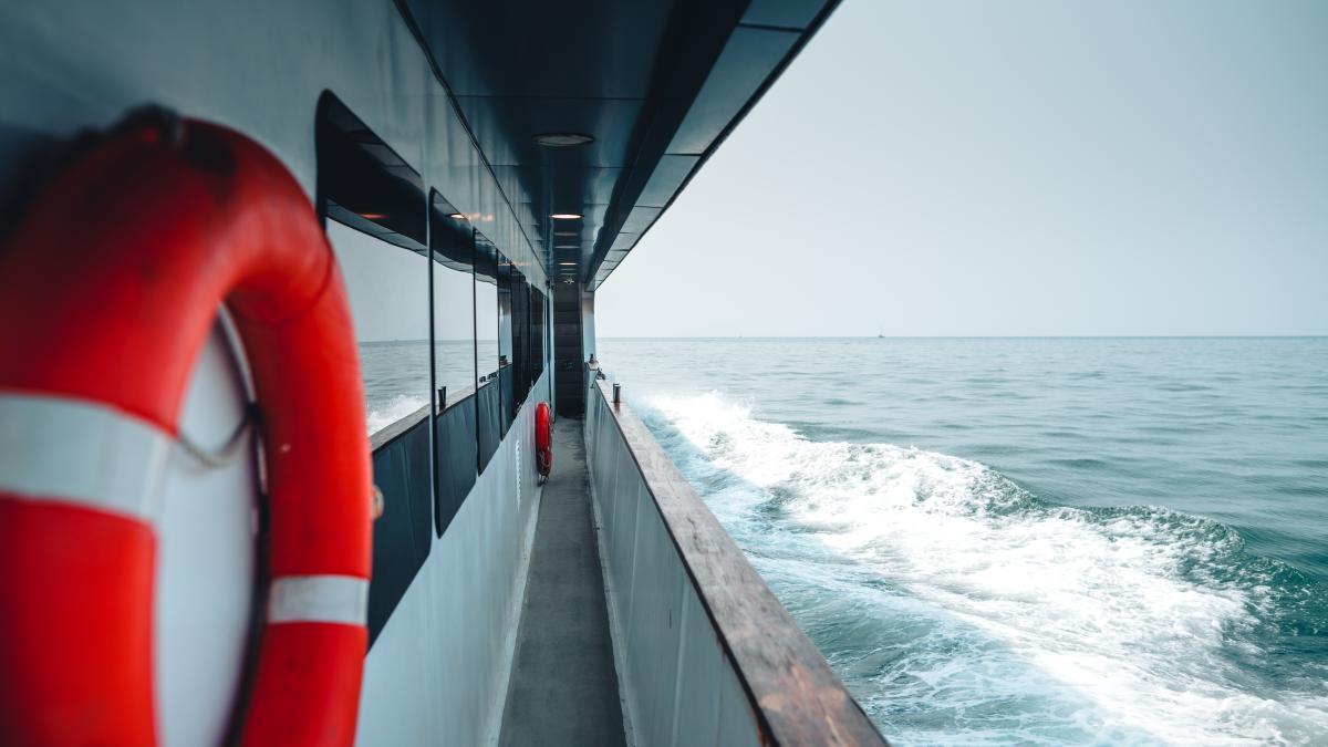 garda-de-coasta-din-grecia--misiune-de-salvare-a-aproape-100-de-migranti_45944000