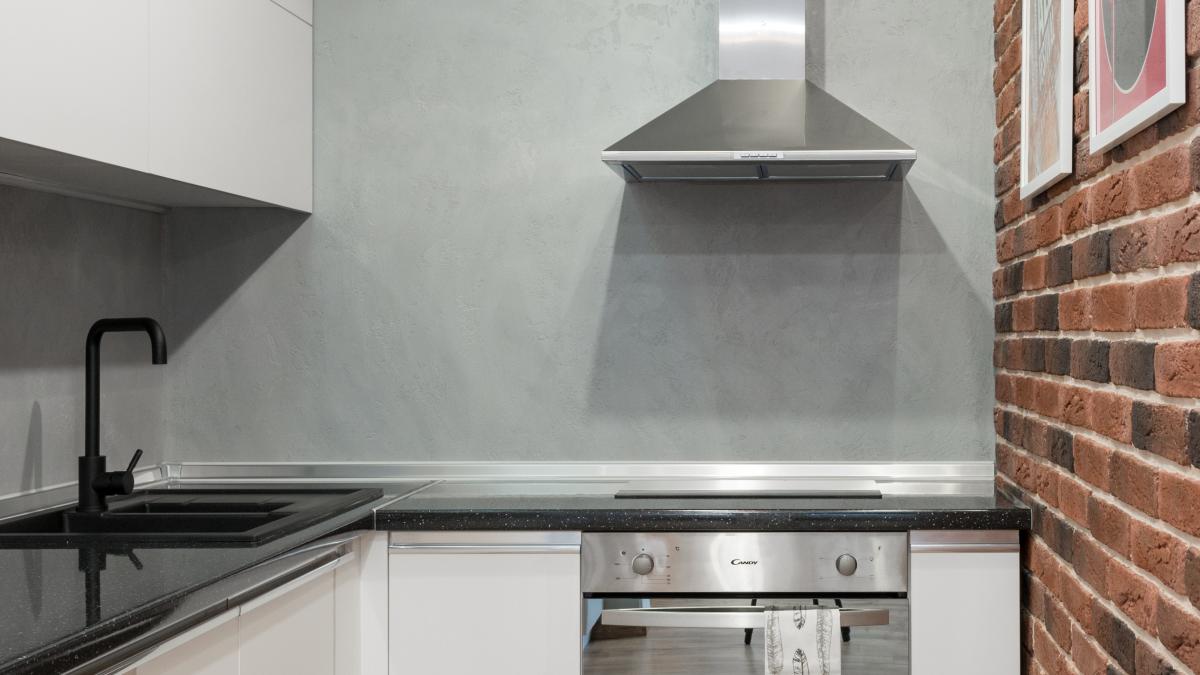 cum-cureti-filtrele-de-la-hota--doua-metode-eficiente_36374300