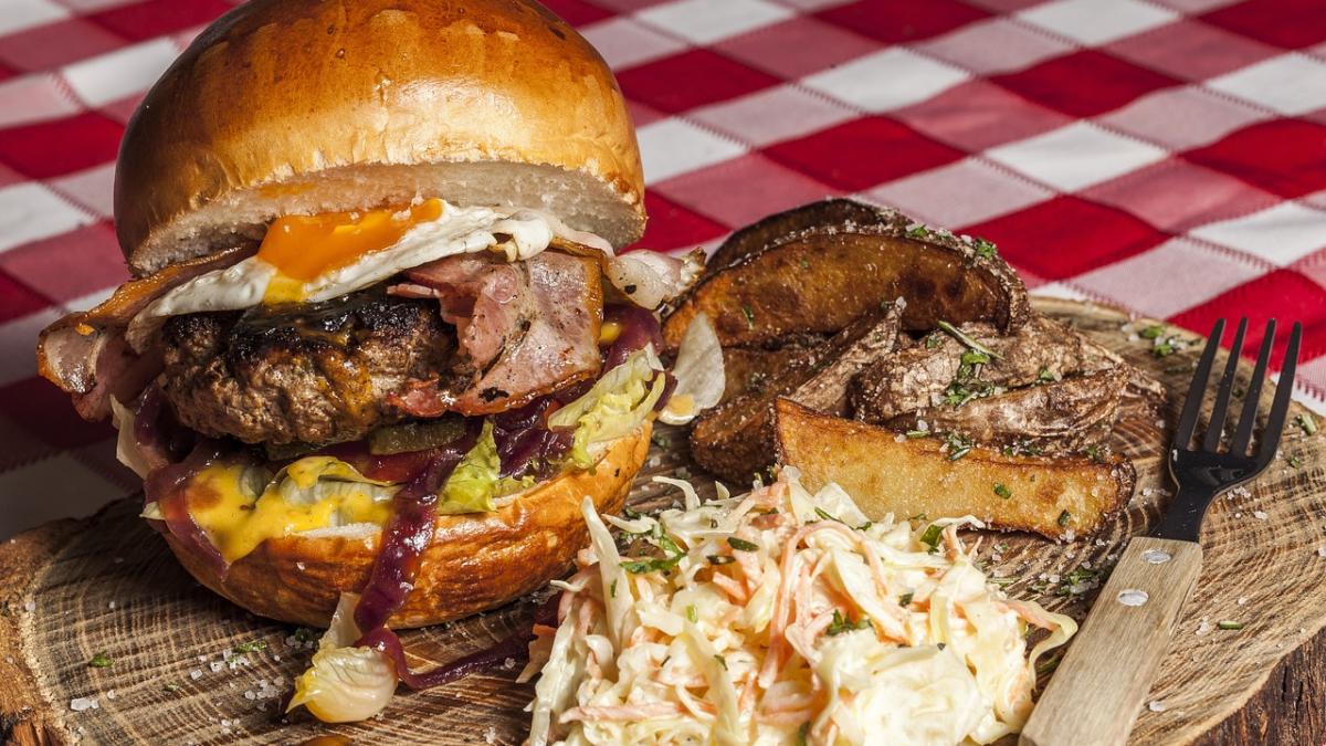 cum-faci-celebra-salata-coleslaw--reteta-originala--numai-buna-langa-o-friptura-la-gratar_39212000