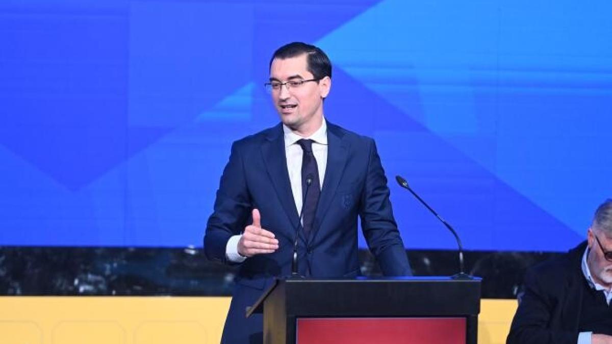 razvan-burleanu--despre-sanctiunea-uefa-prc-e2prc-80prc-9ddura--dar-corectaprc-e2prc-80prc-9d_01701100