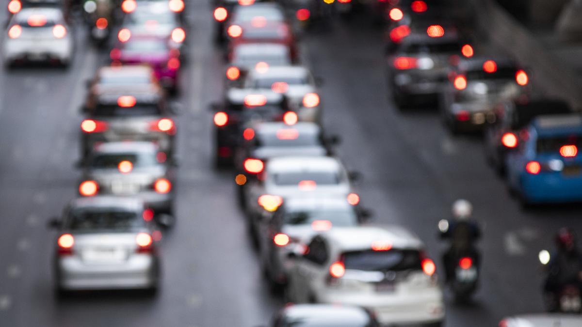 aglomeratie-si-coloane-de-masini-pe-drumurile-romaniei--inclusiv-la-intrarea-in-capitala_08936100