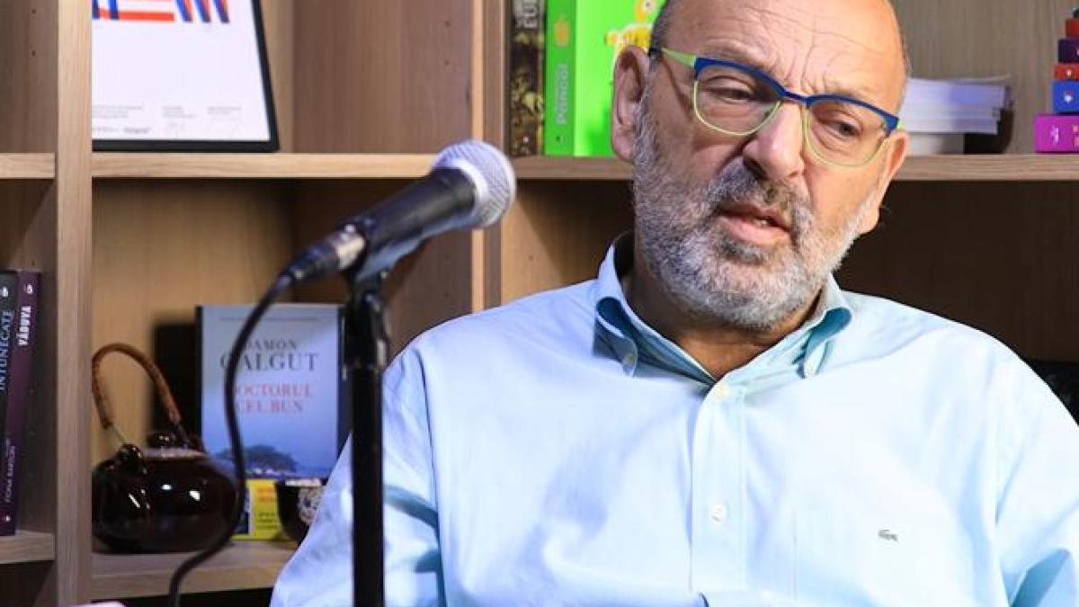 s-a-prapadit-cu-zile--edward-sava--amintiri-cu-tatal-lui-din-pacate--ma-lasa-intotdeauna-sa-fac-ce-vreau_60563900