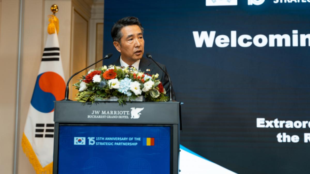 excelenta-sa--kap-soo-rim--ambasadorul-coreei-in-romania-coreea-de-sud_73466500_85766900
