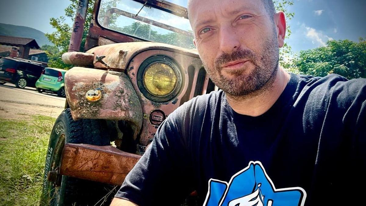 cheloo--cuvinte-de-lauda-la-adresa-unei-trupe-au-lasat-deoparte-aura-aia-de-artisti-superiori--as-asculta-asa-ceva_86444800