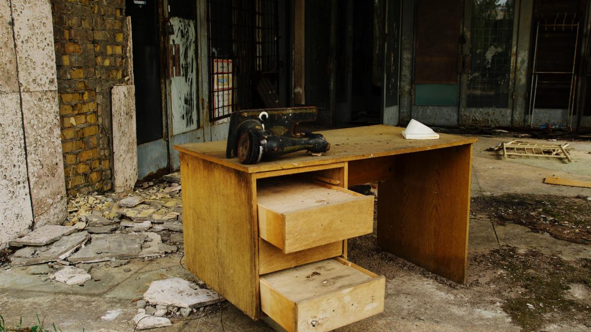 mobila-la-gunoi_36649600