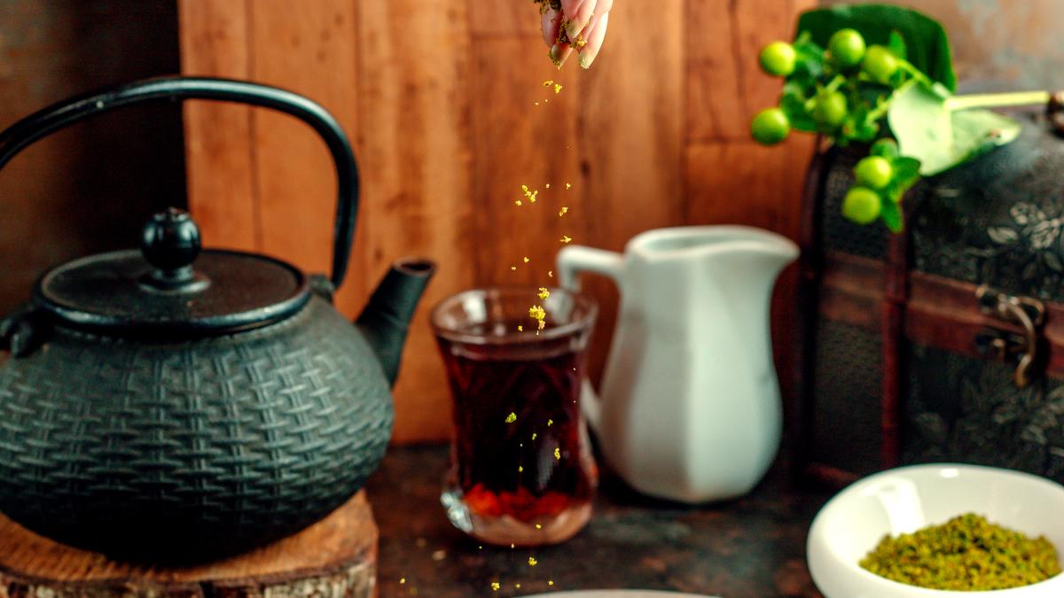 katmer-cu-nuca-si-fistic--prajitura-turceasca-de-senzatie--cum-se-prepara-reteta_17540600