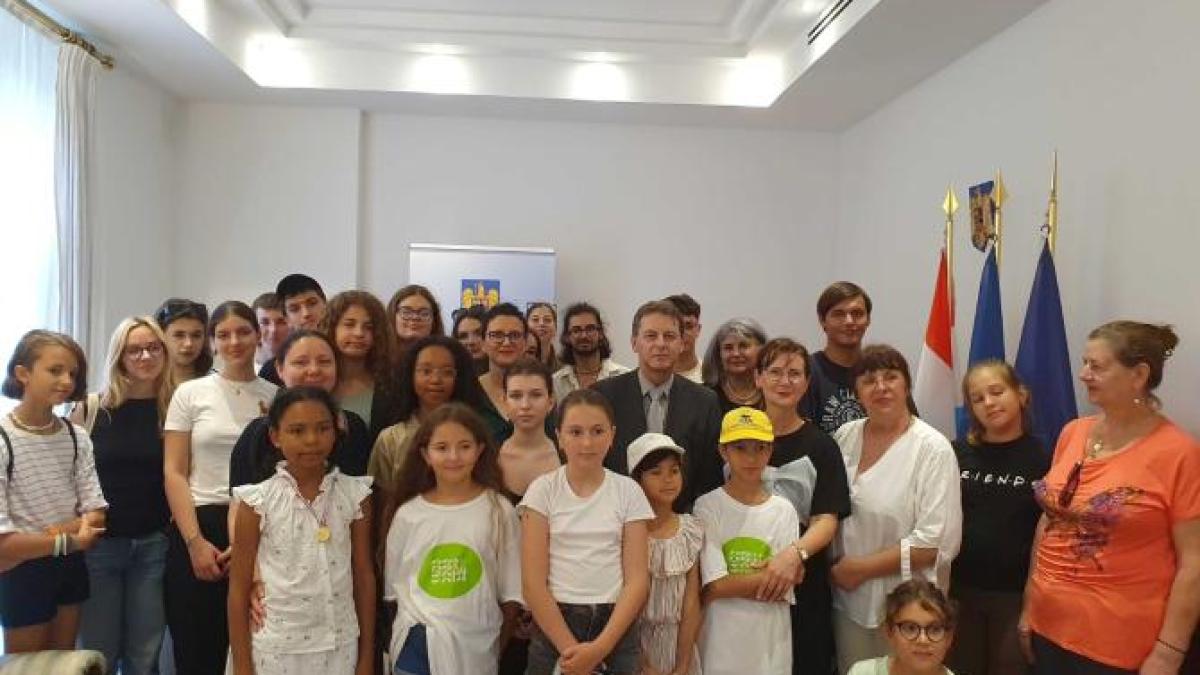 luxemburg--locul-unde-s-a-semnat-tratatul-de-aderare-a-romaniei-la-ue-si-specificul-comunitatii-de-romani-1_27980300