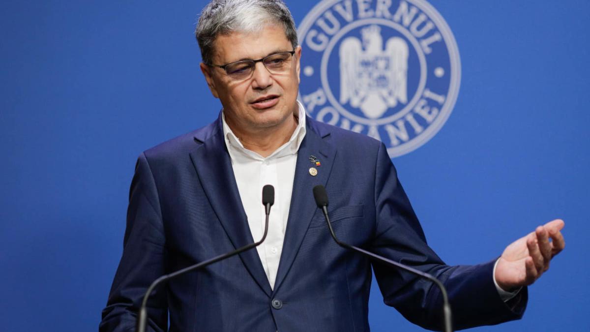 marcel-bolos_81121600