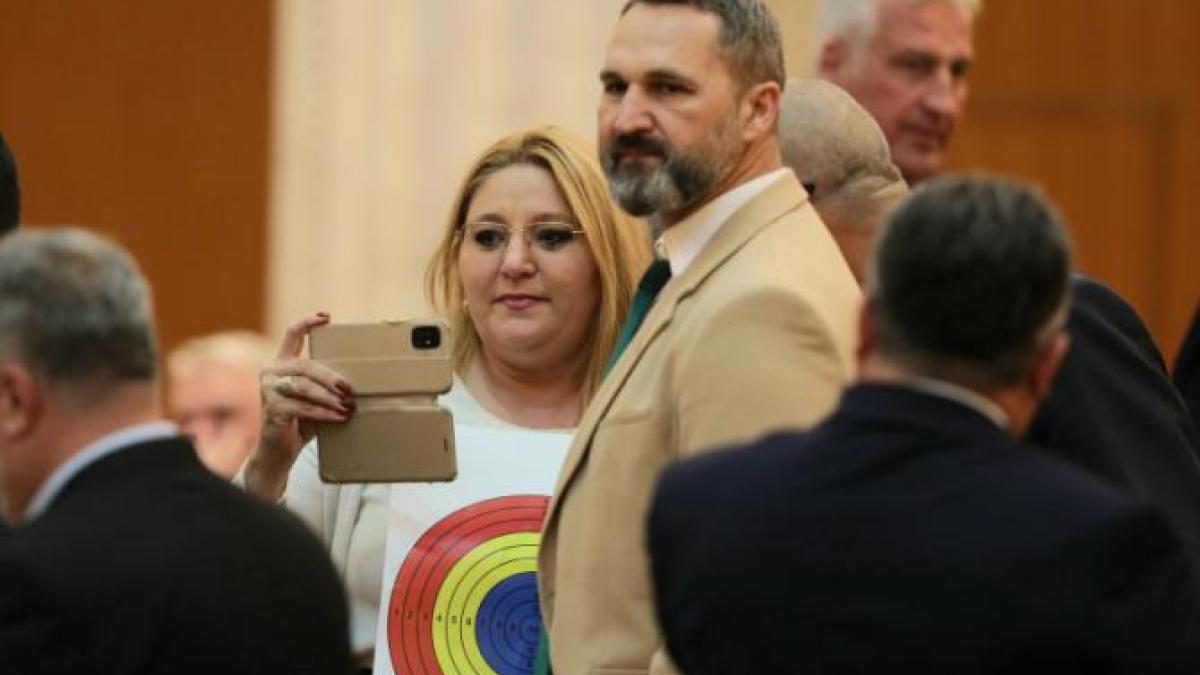 sosoaca_zelenski_ager_94011600