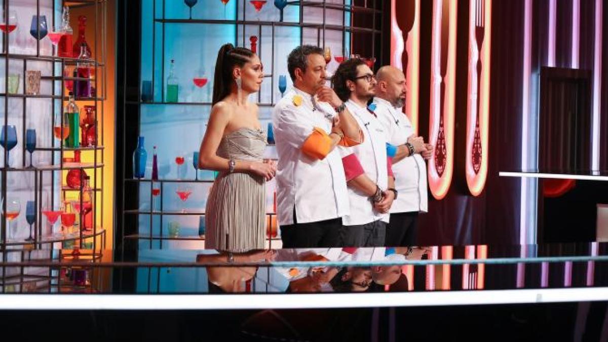 scarlatescu--iesire-nervoasa-pe-platourile-chefi-la-cutite-n-am-avut-in-viata-mea-un-sezon-asa-negru--cea-mai-slaba-echipa-din-toate-timpurile-1_35929600