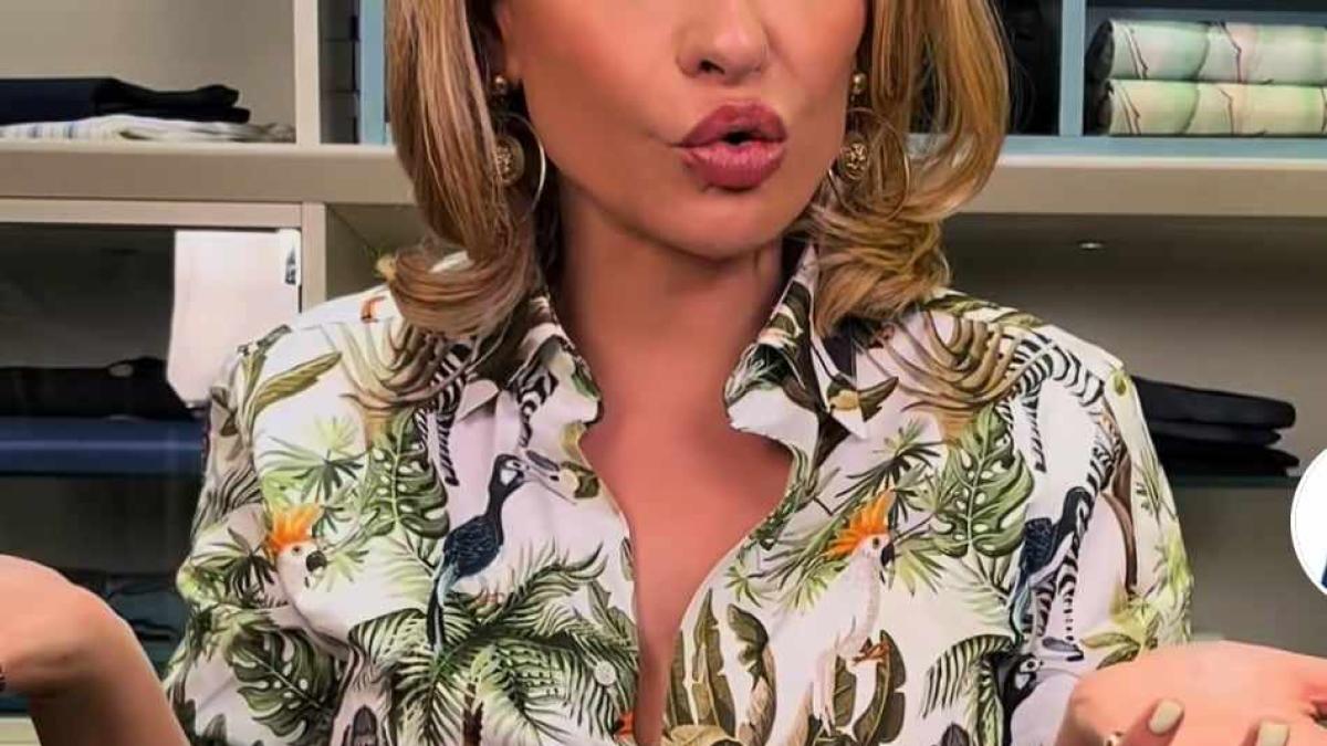 adina-buzatu-truc-blugi_60460300