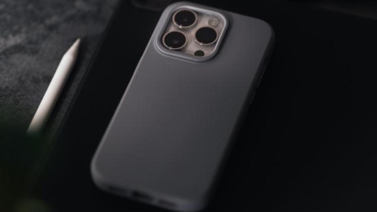 problema-supraincalzirii-noilor-iphone-15-va-fi-rezolvata-printr-o-actualizare--anunta-apple_31686700