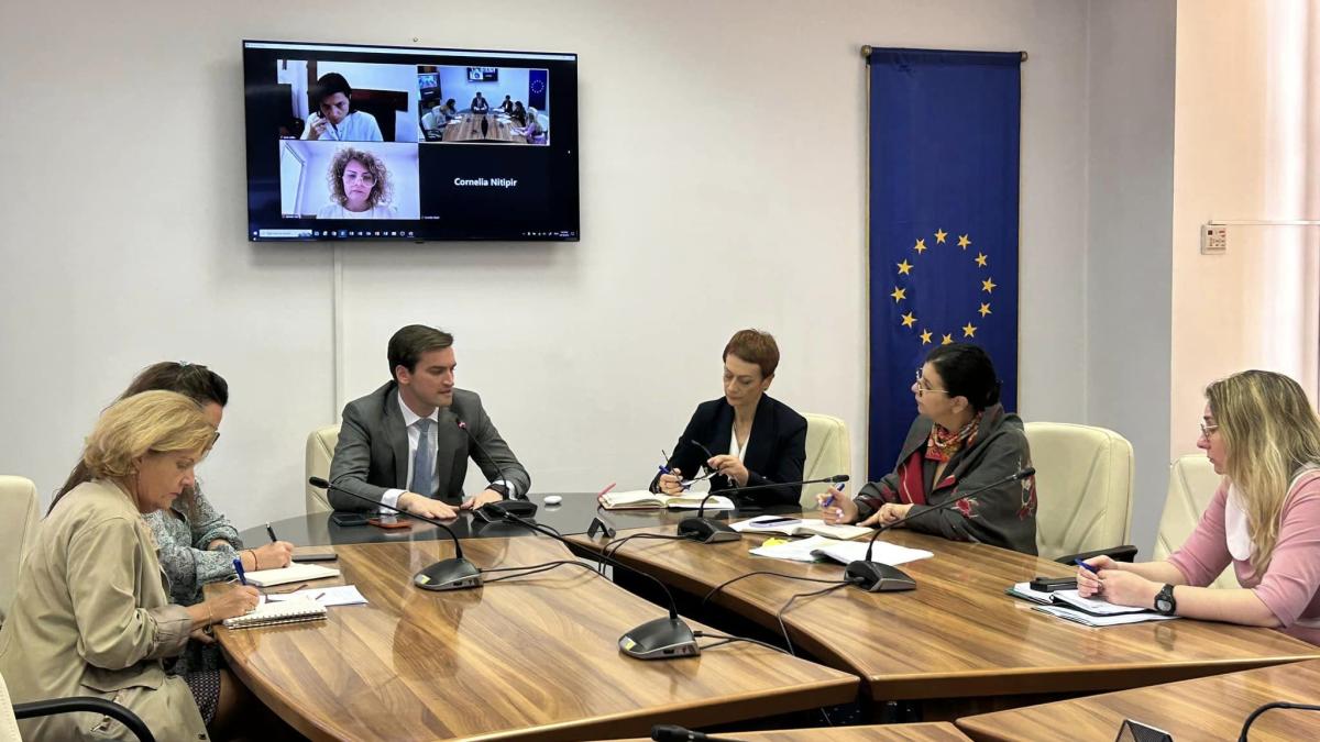 grup-de-lucru-la-cnas-pentru-combarerea-cancerului--sunt-peste-140-000-de-pacienti-in-planul-national-de-oncologie--afirma-andrei-baciu_30826000