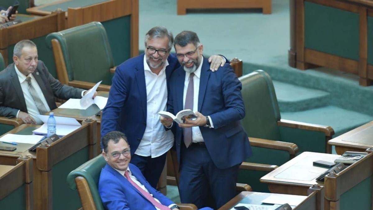 robert-cazanciuc_86362600