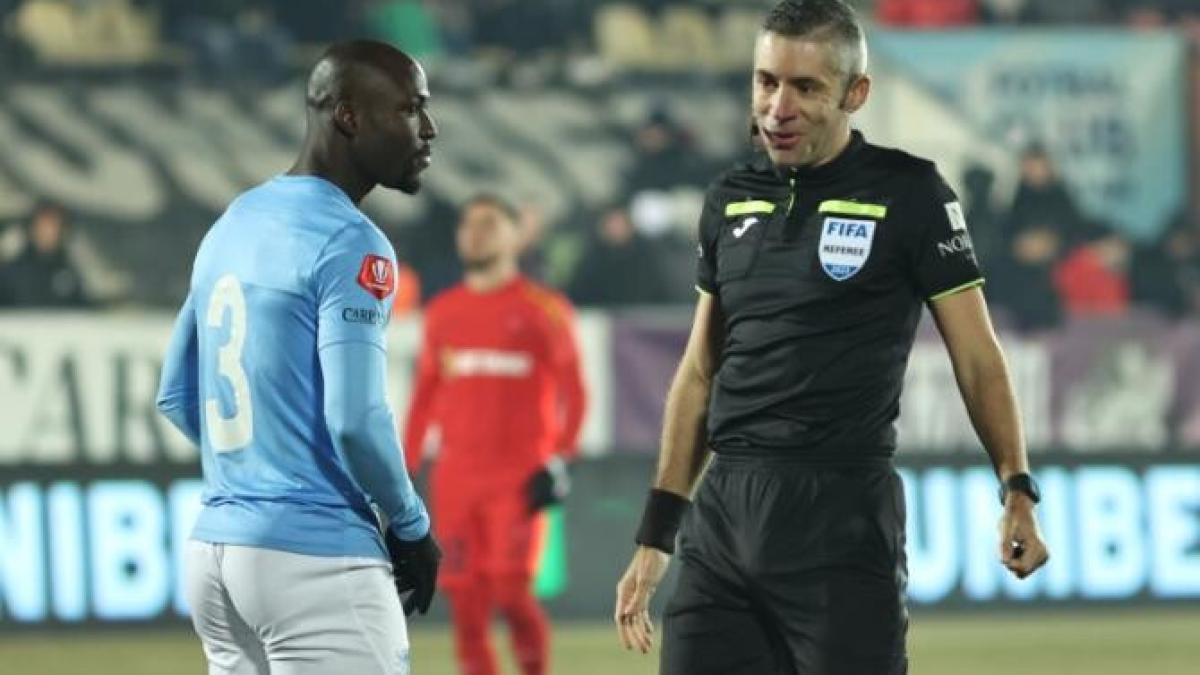 radu_petrescu_arbitru_sevilla_eindhoven_ager_22684900