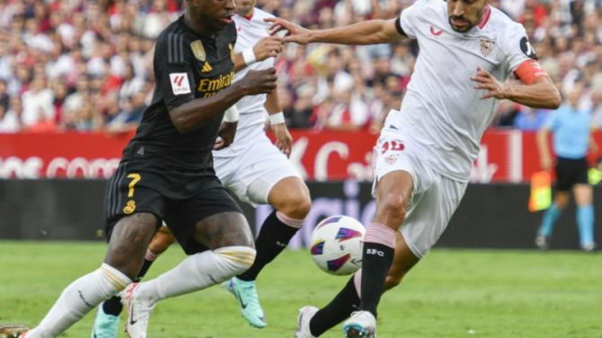 vinicius-jr--lauda-sevilla-dupa-excluderea-fanilor-rasisti--prc-e2prc-80prc-9eimi-pare-rau-ca-nu-exista-nimeni-sa-te-educeprc-e2prc-80prc-9d_16556000