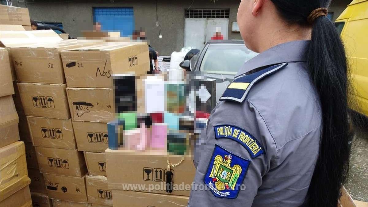 marfa-contrafacuta--de-peste-240-de-milioane-de-lei--descoperita-de-politistii-de-frontiera_46180700