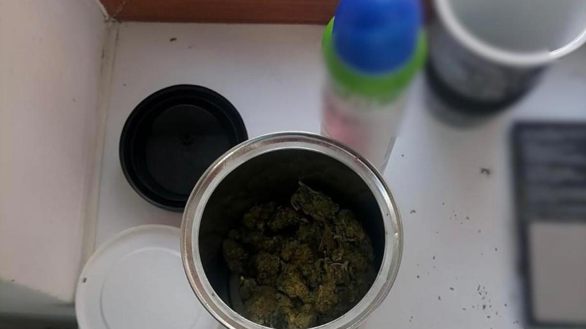 4202b756-9ff9-4b4f-9844-e8854f60516f_77859200