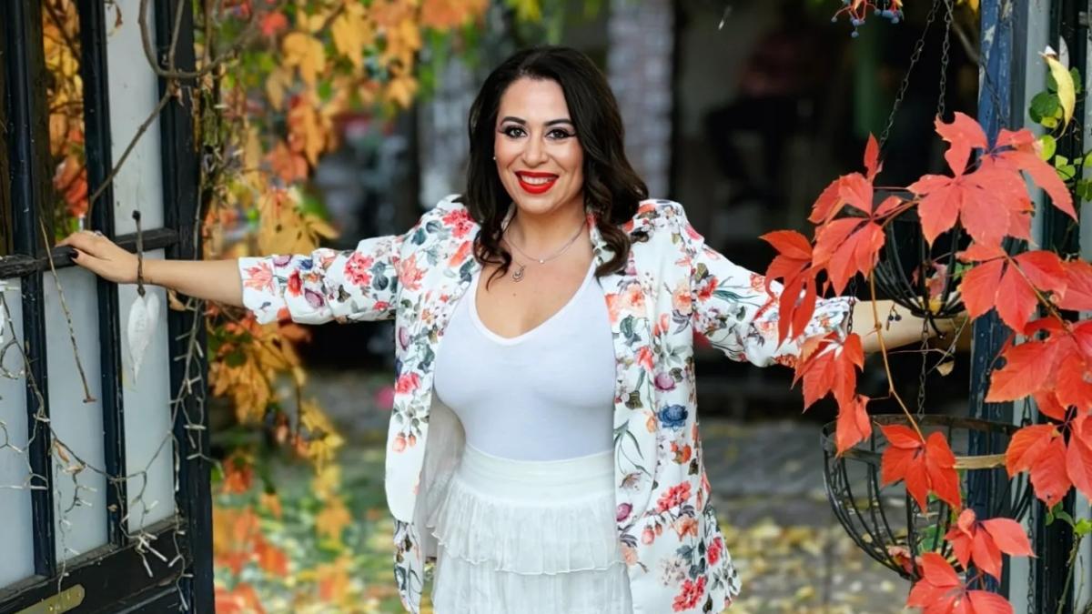 oana-roman--complexata-de-un-singur-lucru--vrea-sa-si-faca-o-interventie-estetica--nu-am-avut-complexul-ca-sunt-grasa_90434300