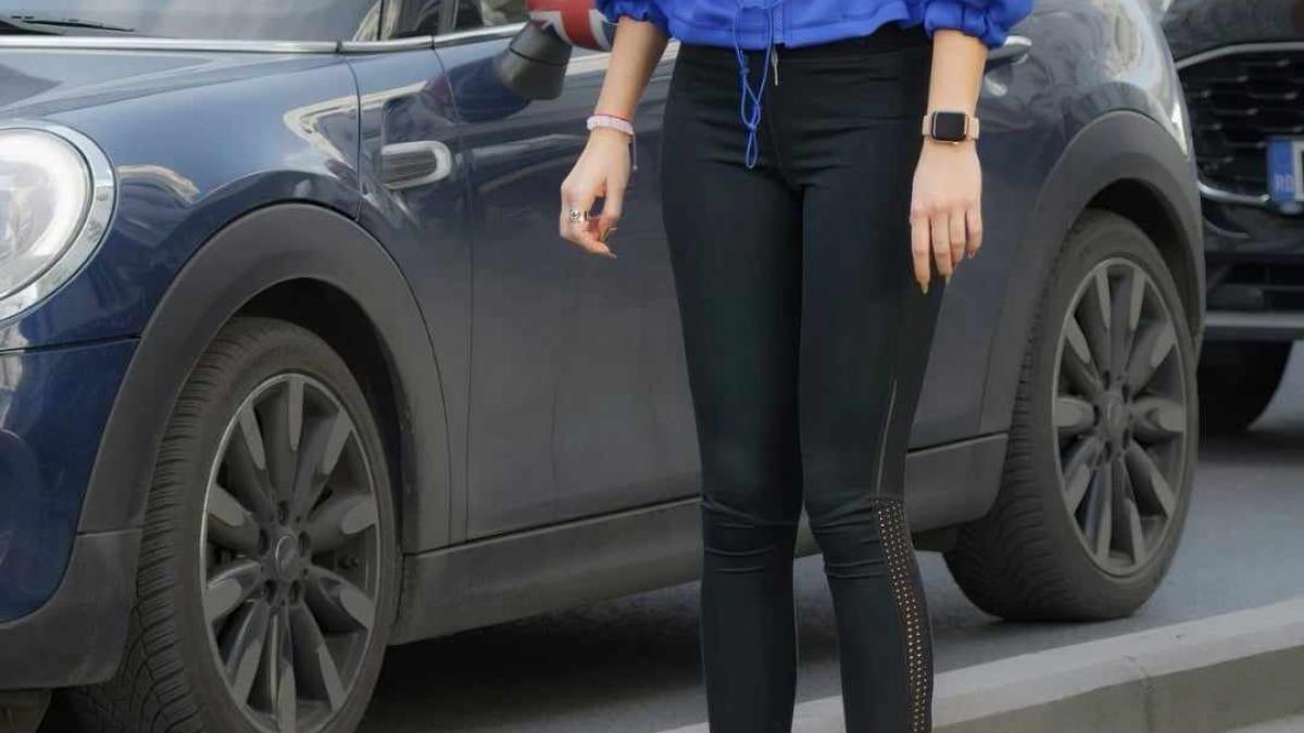 motivul-pentru-care-o-femeie-a-zgariat-mai-multe-masini-din-cartierul-in-care-sta--pagube-in-valoare-de-cel-putin-9-000-de-dolari_86768500