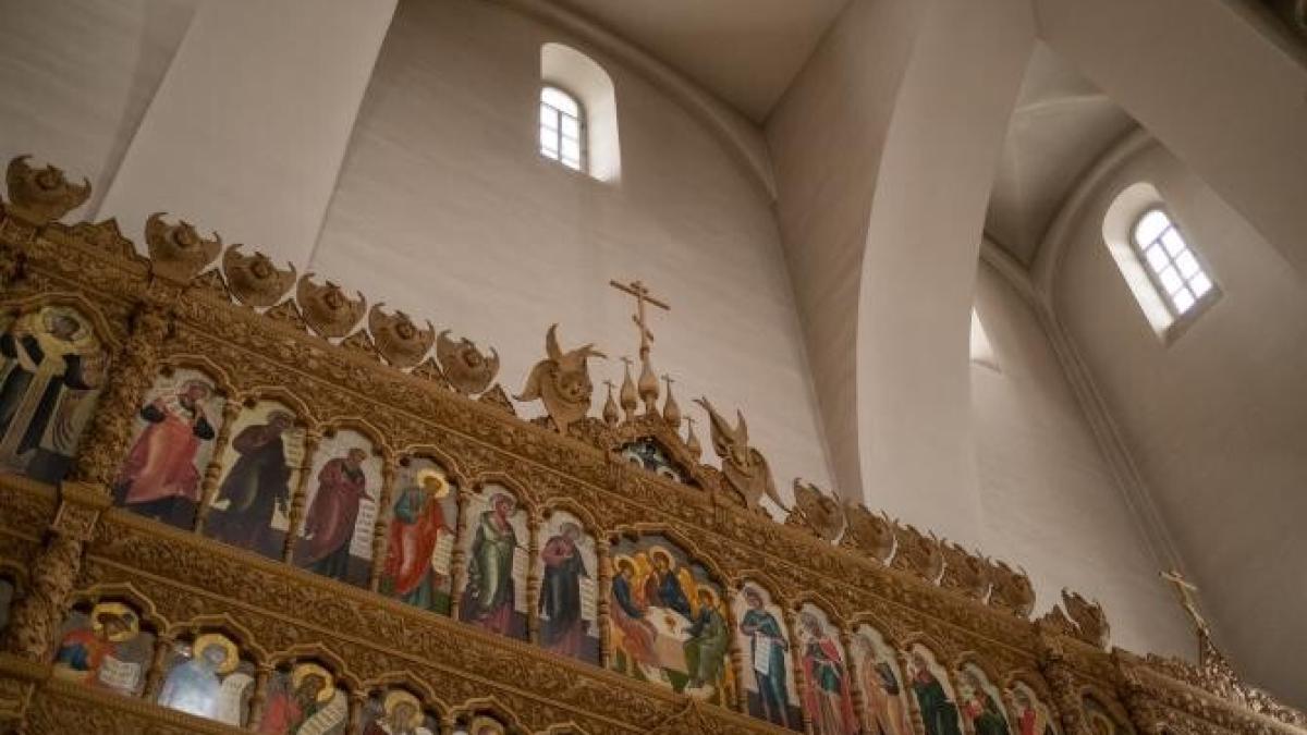 calendar-crestin-ortodox--sarbatoare-10-noiembrie-2023_73826000