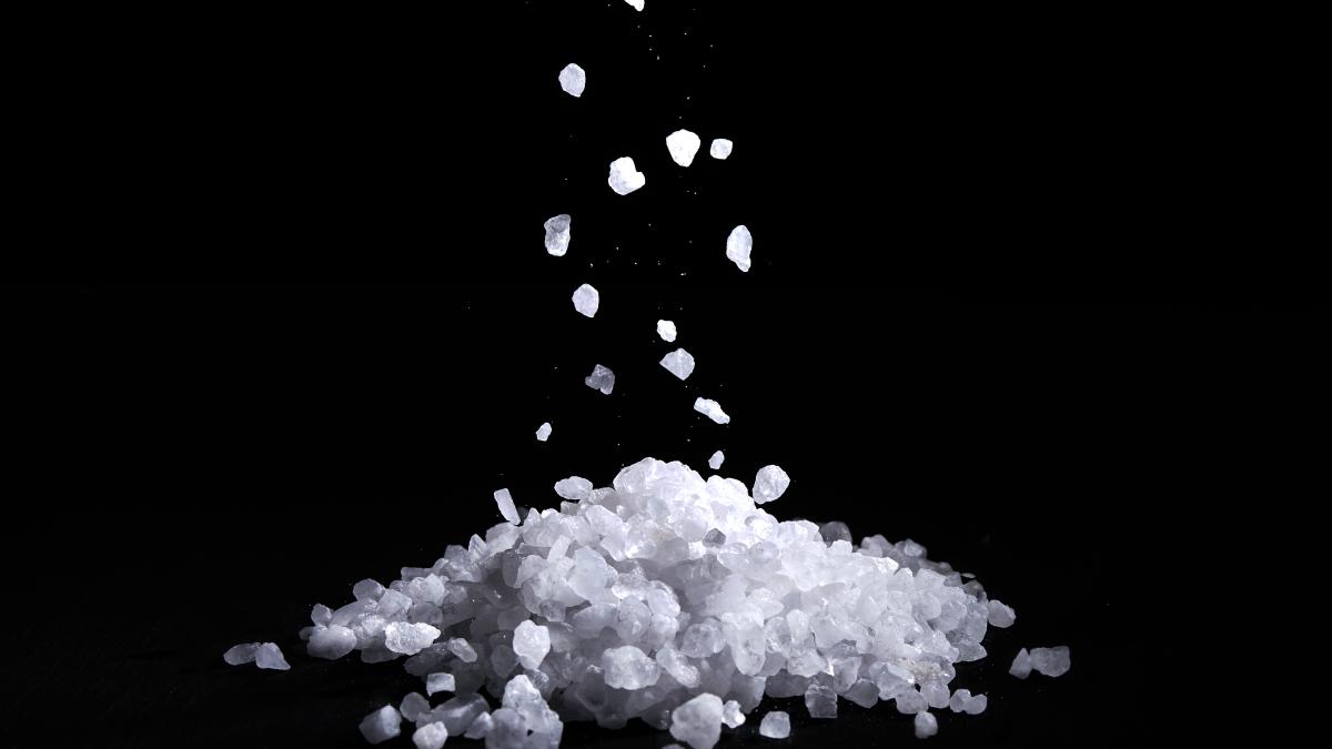 retinere-pentru-30-de-zile-pentru-detinere-de-cristale-psihoactive_98237700