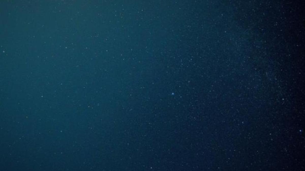 spatiu-cer-ilustrativ-starlink-spacex-pxhere_42545200