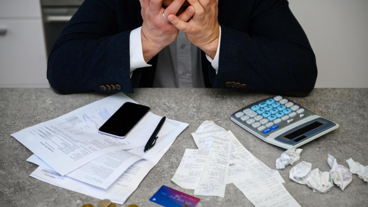 multinationalele-strivesc-firmele-romanesti--sociologul-mirel-palada-sunt-taxate-de-sase-ori-mai-putin-decat-cele-autohtone_81634900