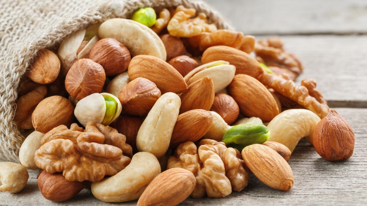 consumul-zilnic-de-nuci--beneficii-surprinzatoare-pentru-satietate-si-starea-de-spirit_48214800