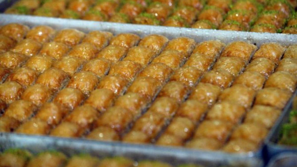 baklavaua_79877600