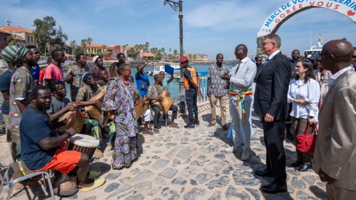 original_vizita_insula_goree_-_senegal-iohannis_61997200