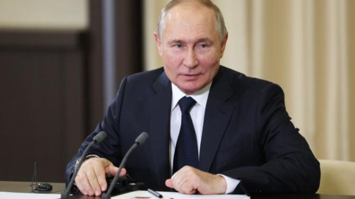 presedintele-rusiei--vladimir-putin--va-participa-prin-videoconferinta-la-o-reuniune-a-g20-gazduita-miercuri-de-india_39809900