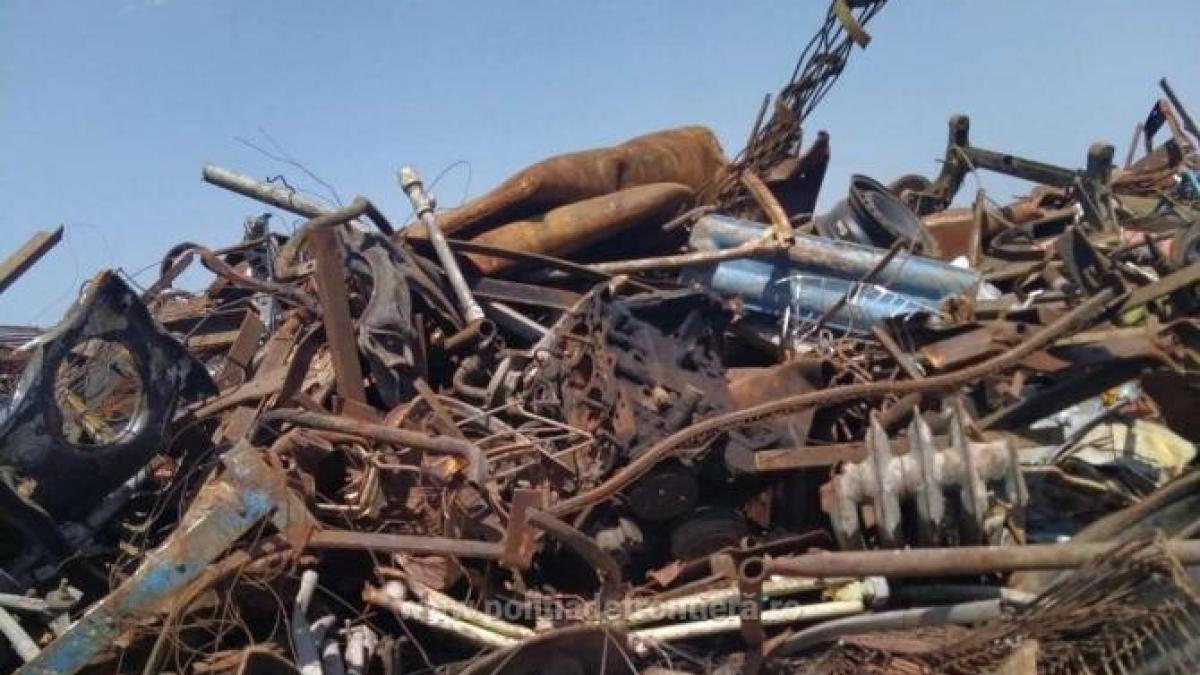 zeci-de-tone-de-deseuri-din-ungaria-si-germania--blocate-in-vama-nadlac-ii_80523800