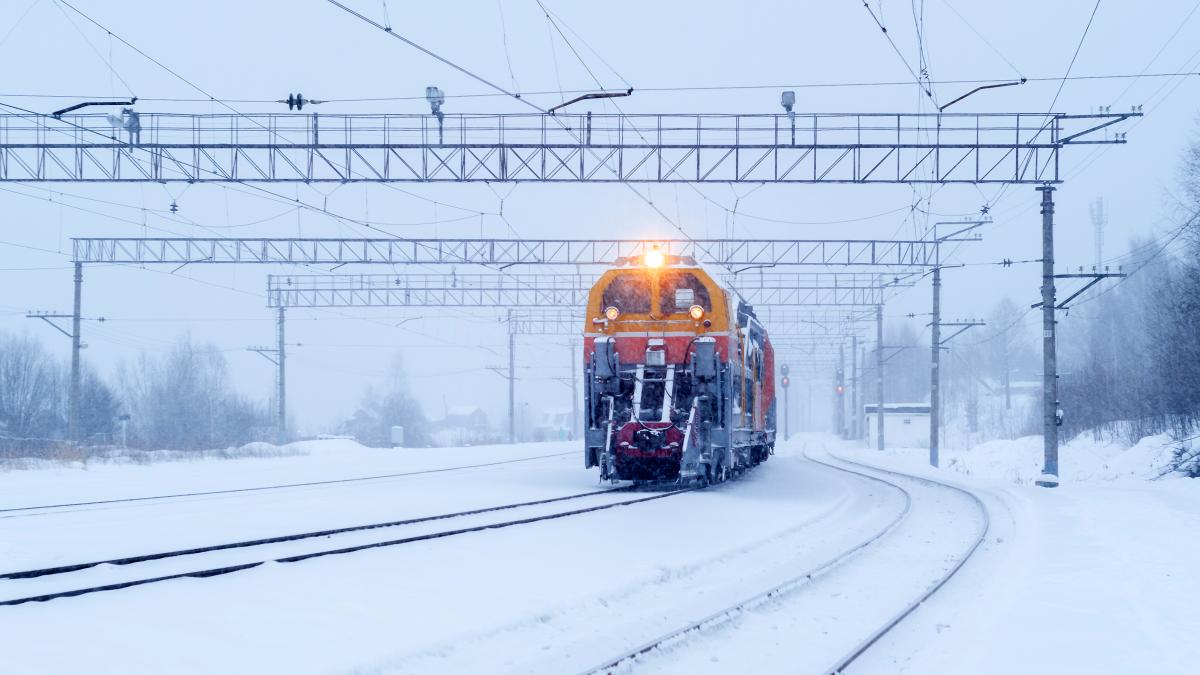 tren-zapada-blocat_63278900