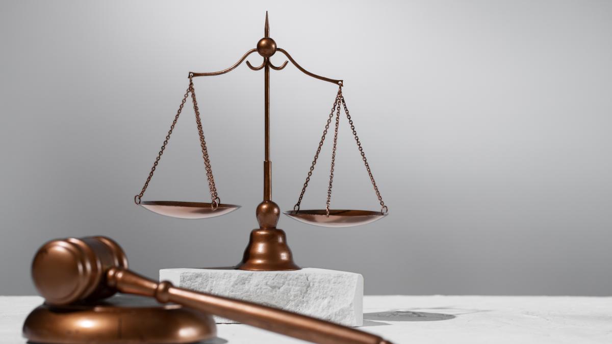 sase-fosti-elevi-sunt-judecati-in-procesul-decapitarii-profesorului-samuel-paty--nu-si-au-imaginat-niciodata-ca-se-va-ajunge-la-moarte-_83299400