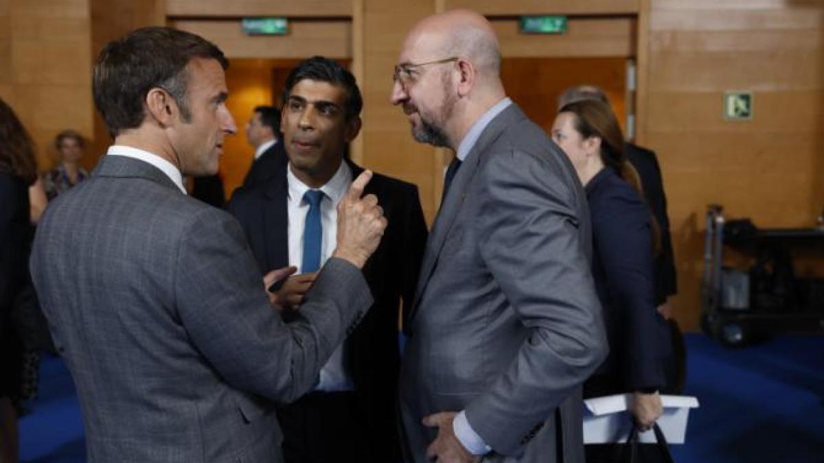 presedintele-consiliului-european-si-premieri-din-ue--primiti-marti-de-presedintele-frantei-elysee_07571000