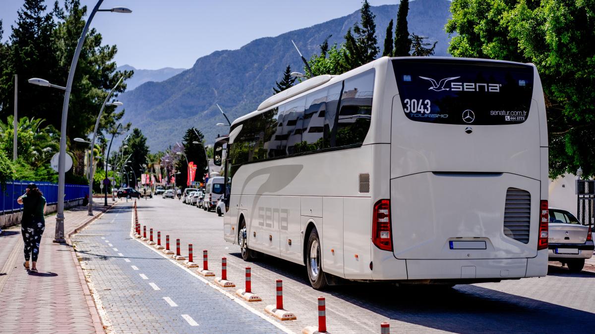 pexels-autocarr_15616100