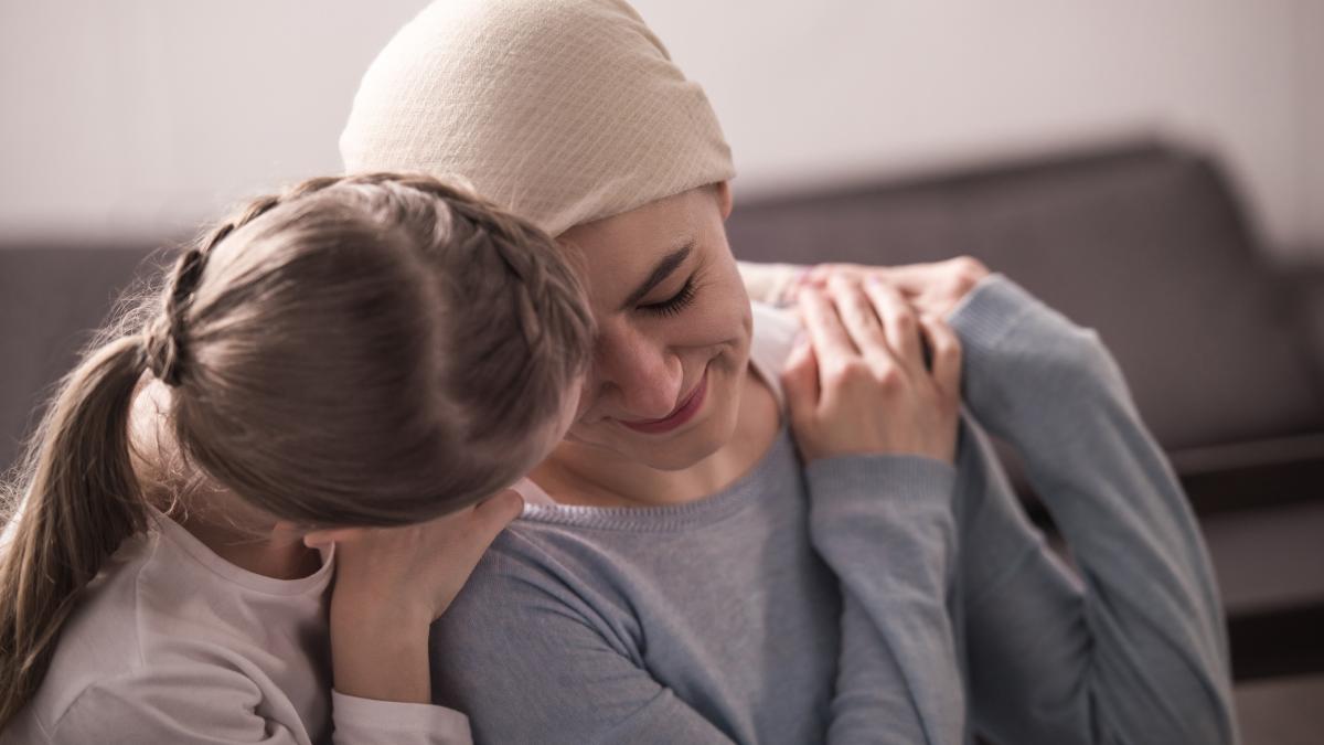 mielomul--cancerul-maduvei-osoase--prc-e2prc-80prc-9dprogrese-fantasticeprc-e2prc-80prc-9d--dr--daniel-coriu-prc-e2prc-80prc-9ds-a-schimbat-inclusiv-rata-de-supravietuireprc-e2prc-80prc-9d_07692200