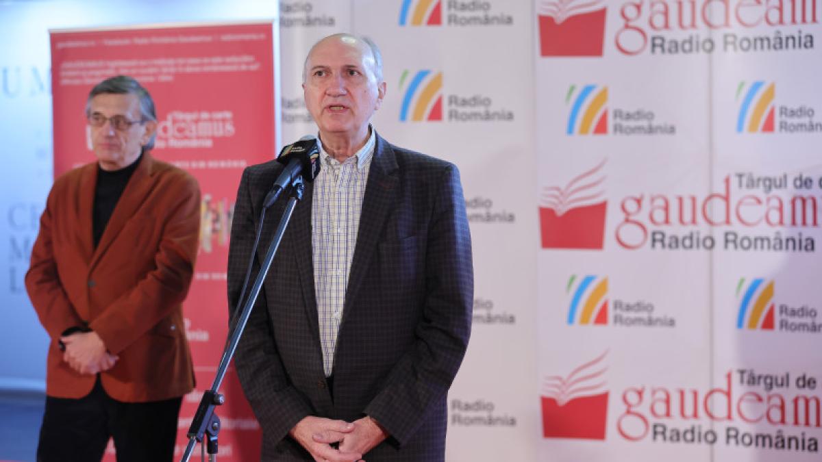 ion-lefter-critic-literar_61771700