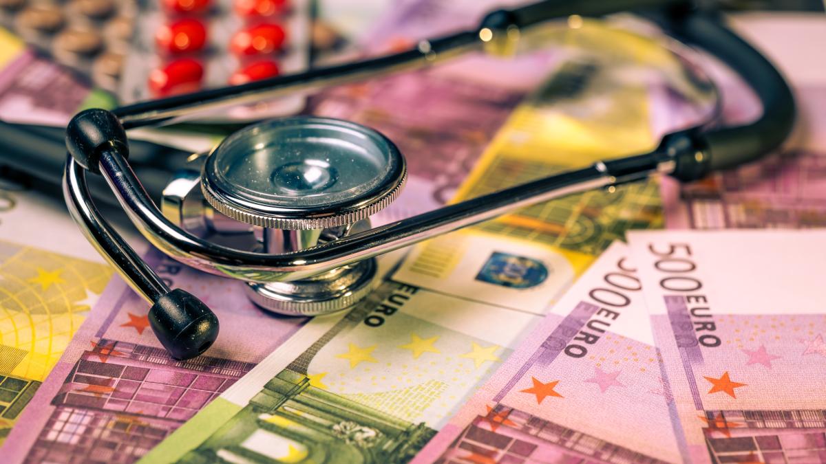 proteste-in-sanatate--cand-se-vor-mari-salariile--ministrul-alexandru-rafila-toata-lumea-trebuie-sa-inteleaga-aceste-constrangeri-bugetare_92594300