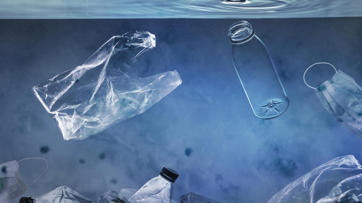 nanoplasticele-din-mediul-poluat-pot-produce-parkinson-si-unele-tipuri-de-dementa-studiu-by-rawpixel-ro_70277500