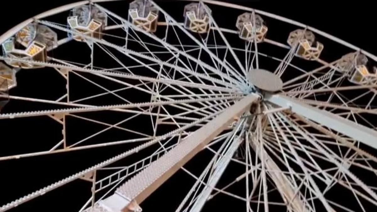 45-de-persoane-blocate-in-roata-panoramica-de-la-constanta--a-fost-nevoie-de-interventia-isu_41669900