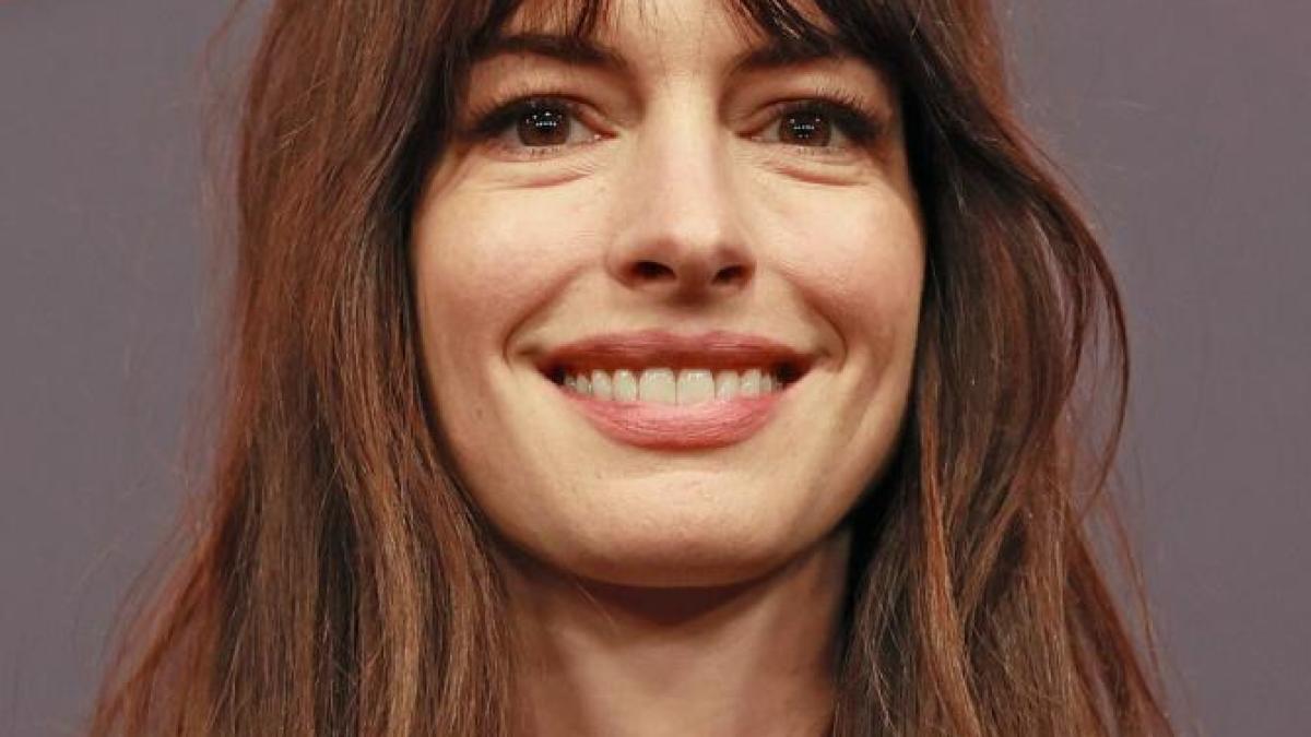 topul-celor-mai-bune-performante-pe-marile-ecrane-ale-lui-anne-hathaway_84578500