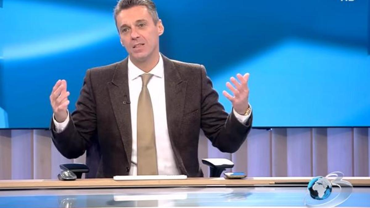 delia--dedicatie-speciala-pentru-mircea-badea--se-stieee--la-petrecerea-antenei-1-este-o-manea--am-apreciat--oricum_74450800