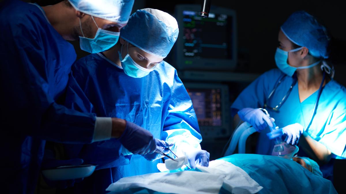 efectele-operatiilor-bariatrice--cat-ar-trebui-sa-slabeasca-pacientul-dupa-interventie--florin-turcu-sanador-nu-are-cum-sa-nu-duca-la-rezultatele-scontate_45004200