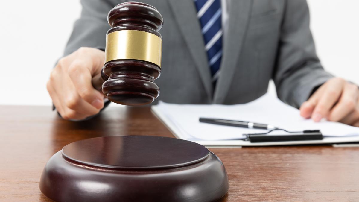 a-ucis-un-om-cu-toporul-si-a-fost-gasit-nevinovat--cum-justifica-judecatorii-decizia-luata_24233200