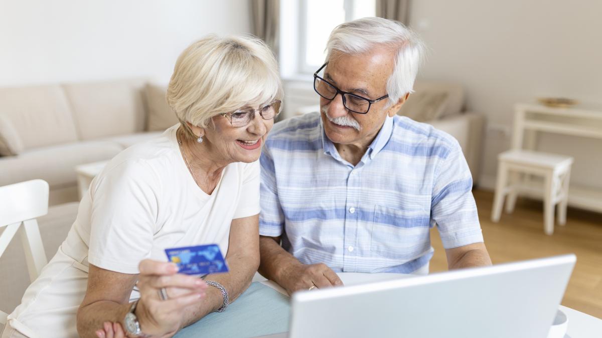 vesti-bune-pentru-pensionarii-romani--simona-bucura-oprescu-m--muncii-prc-e2prc-80prc-9dnu-ne-putem-permite-sa-punem-in-pericol-banii-pe-care-pensionarii-ii-meritaprc-e2prc-80prc-9d_80616400