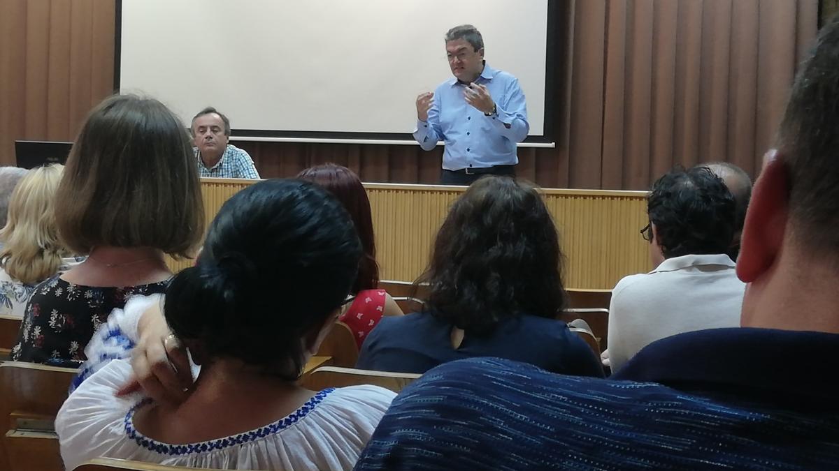 marin-preda-rector-ub_99599200