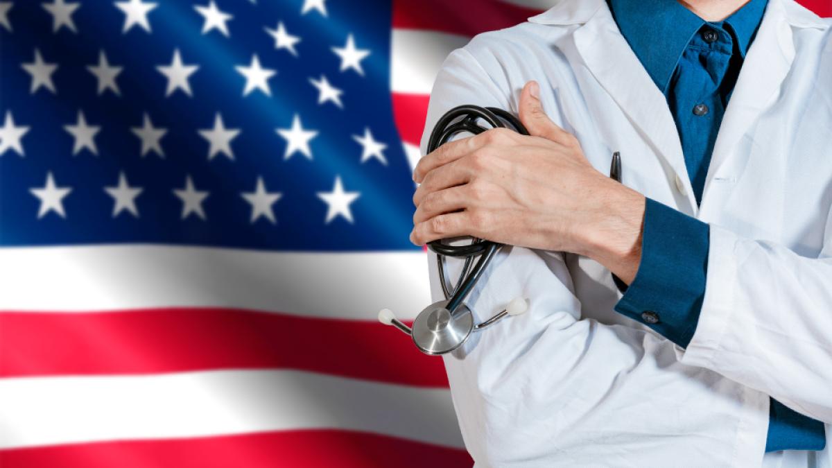 romania--reprezentata-in-sua--la-congresul-profesionistilor-romano-americani--dr--mihai-dobra-sudeaza-oamenii-care-fac-performanta-in-sua_60202100