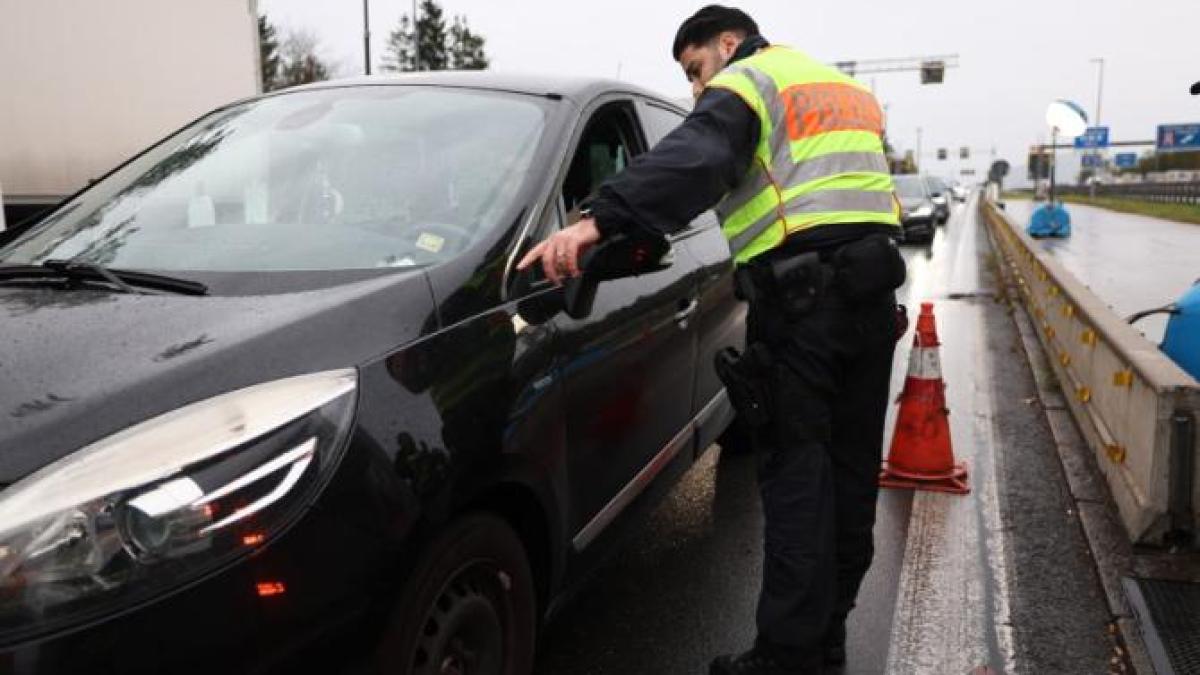 germania-prelungeste-cu-trei-luni-controalele-la-frontiere-lupta-impotriva-afacerilor-fara-scrupule-ale-traficantilor--care-pun-in-pericol-vieti-omenesti--are-succes_77040500